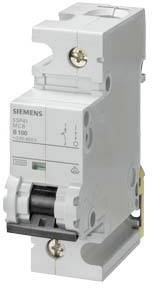 Ein grauer Sicherungsautomaten von Siemens, Modell 5SY41. Enthält Schalter und Schraubanschlüsse.