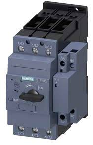 Ein blauer elektrischer Leistungsschalter von Siemens, gekennzeichnet mit Schaltern und Beschriftungen. Verwendet in elektrischen Schaltschränken.