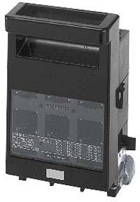 Ein schwarzer Elektrozähler mit einem transparenten Abschnitt zur Anzeige von Messwerten. Gerät zur Messung des Stromverbrauchs.