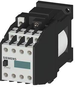 Ein Siemens-Schütz 3TH42, ein elektrisches Bauteil zum Schalten von Stromkreisen, abgebildet in einer Frontalansicht mit Anschlüssen.