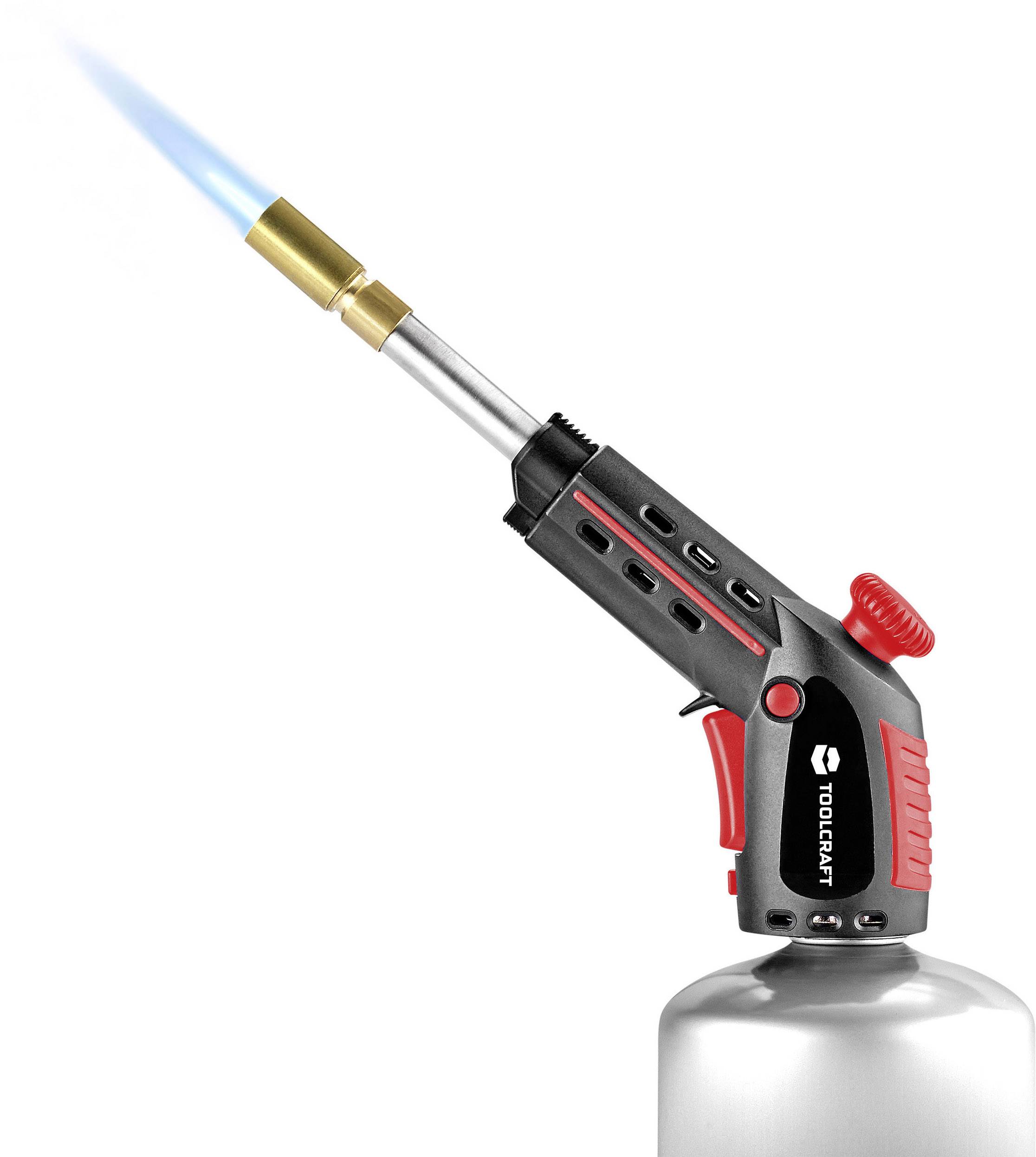 Ein Gasbrenner mit blau-gelber Flamme. Das Gerät hat einen roten Griff und Metallteile, steht aufrecht auf einer silbernen Kartusche.