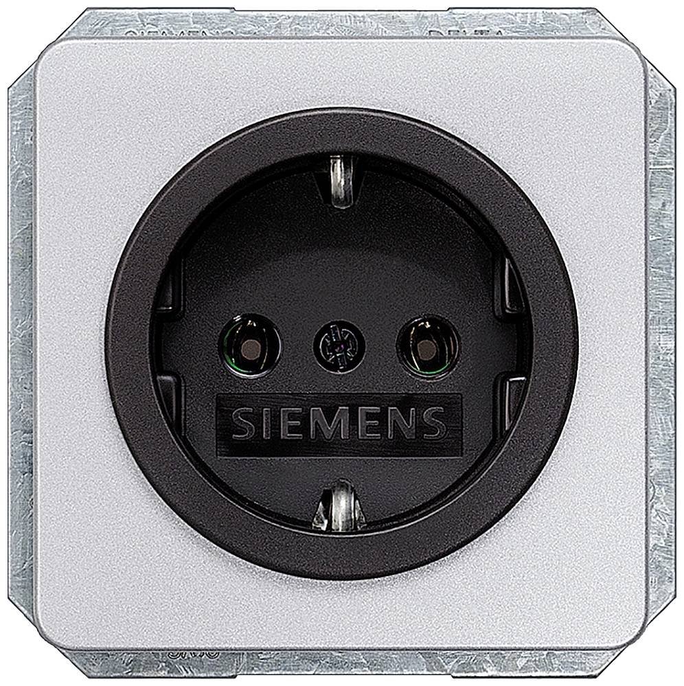 Steckdose von Siemens, schwarze Mitte mit silbernem Rahmen.