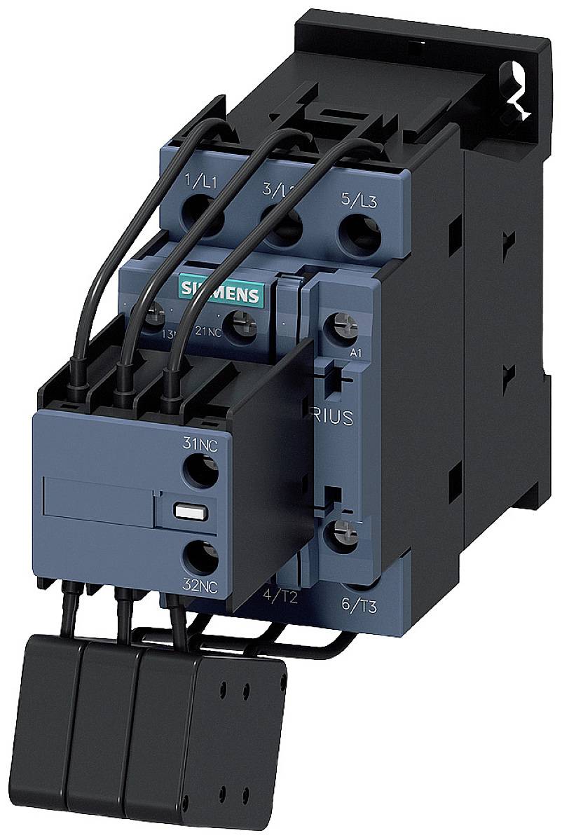 Elektrischer Schütz mit mehreren Anschlussklemmen, Markenname auf der Vorderseite. Wird in elektrischen Schaltkreisen verwendet.