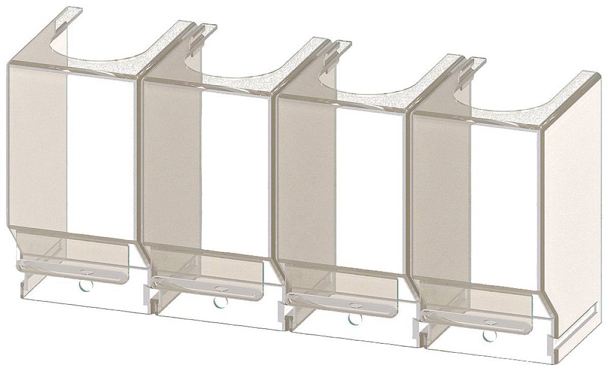 Vier durchsichtige, rechteckige Behälter nebeneinander, die zur Aufbewahrung in einem Regal aufgestellt werden können.