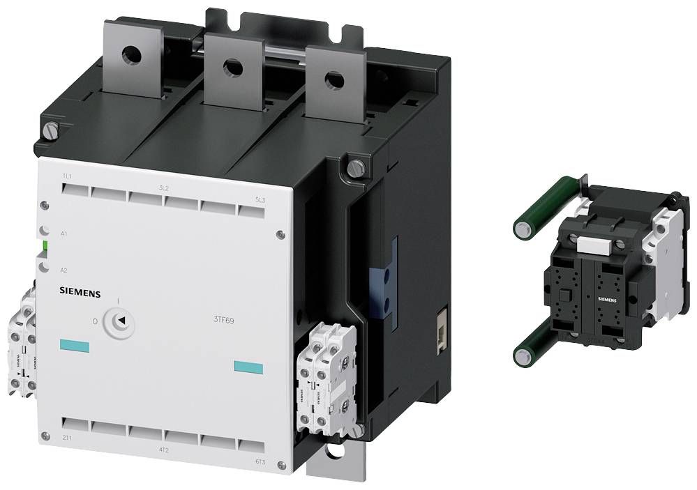 Ein großer und ein kleiner schwarzer Schütz mit Siemens-Logo, links der größere, rechts der kleinere. Beide haben grüne Bedienelemente.