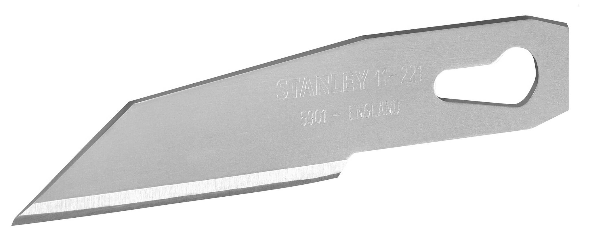 Ein silbernes Cutter-Messerblatt mit einer scharfen Spitze und einer Aussparung zur Befestigung. Text auf der Klinge: 'STANLEY'.