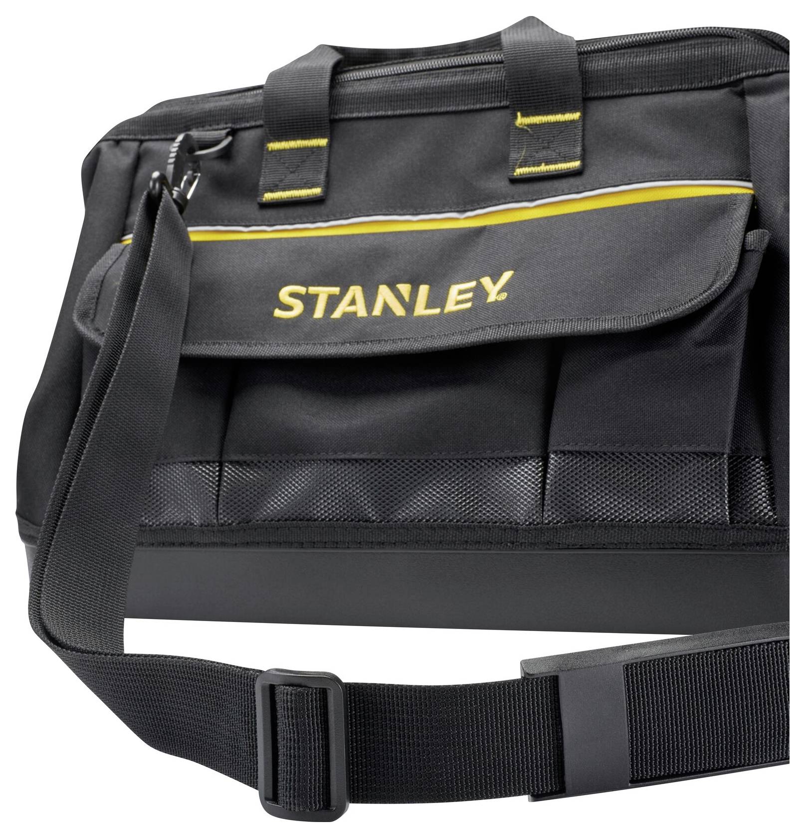 Schwarze Werkzeugtasche mit gelbem Schriftzug 'STANLEY' auf der Vorderseite, verstellbarem Schultergurt und mehreren Fächern.