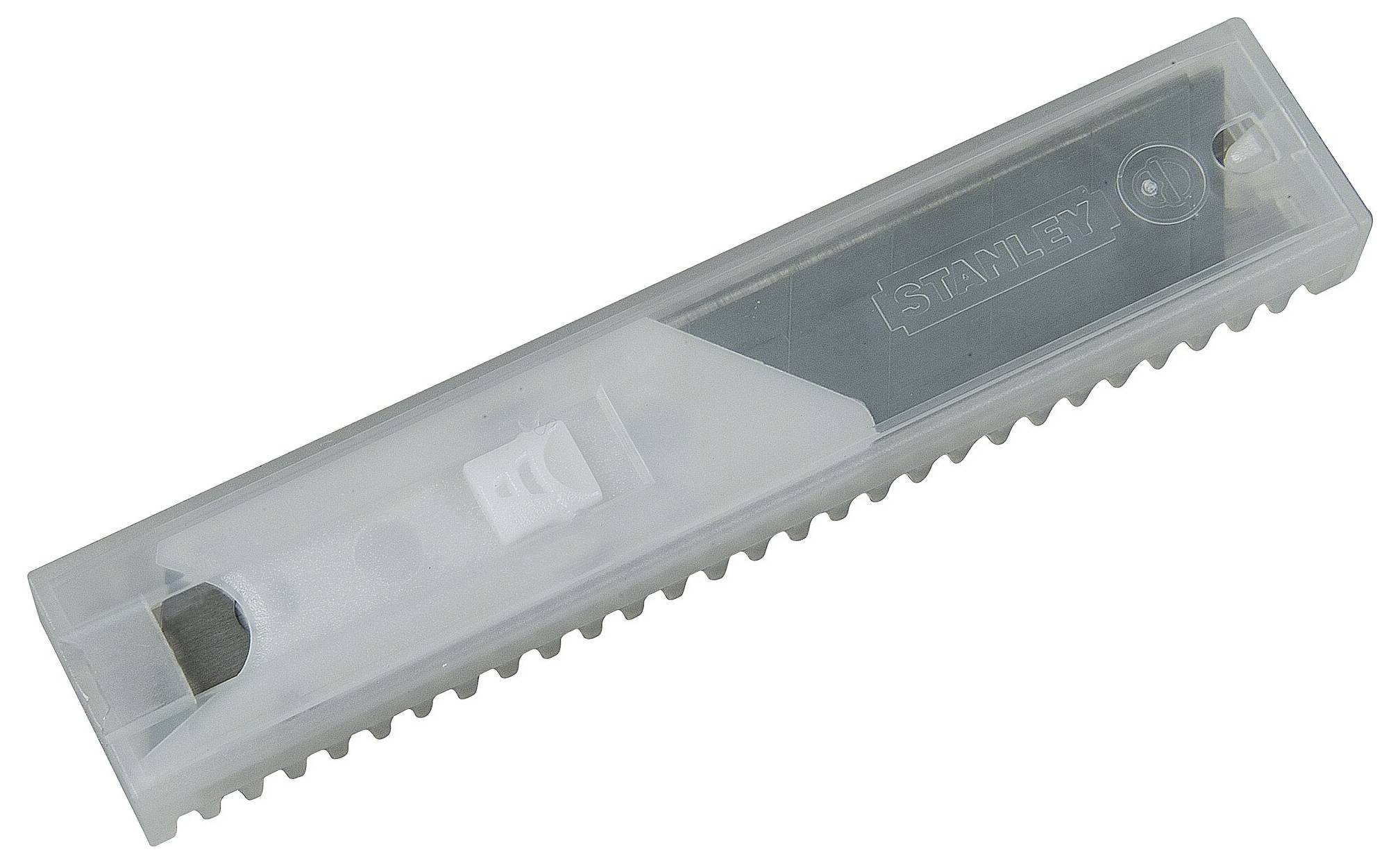 Ein transparentes Plastikbehälter mit mehreren Ersatzklingen für ein Universalmesser, enthalten eine graue Klinge sichtbar.