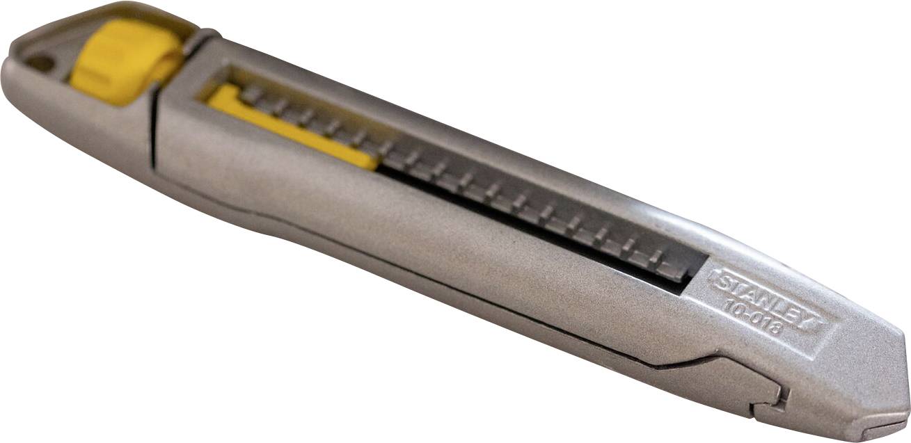 Ein silberner Cuttermesser mit gelbem Schieber zur Klingenverstellung, geschlossen.