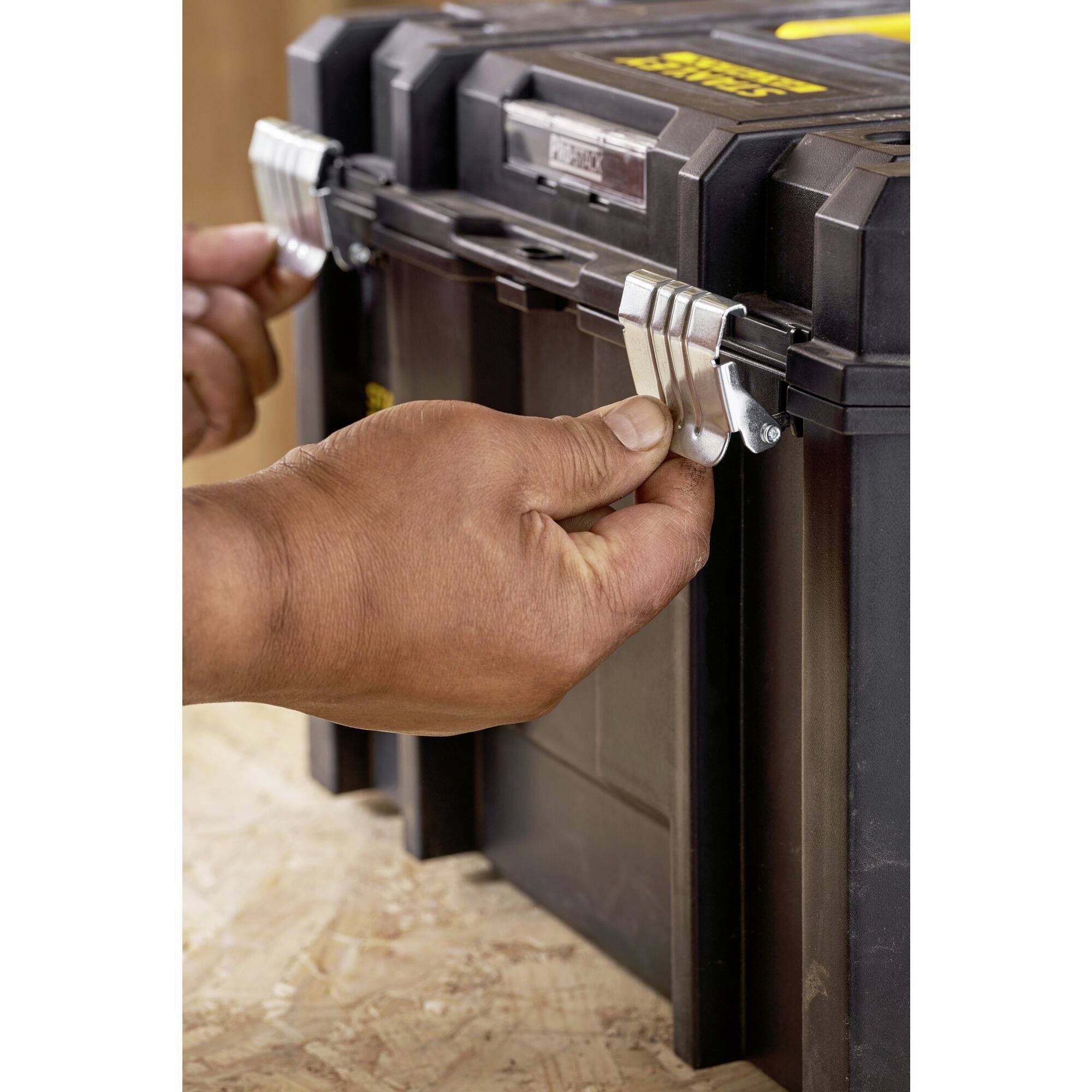 STANLEY FMST1-71971 Werkzeugkoffer unbestückt (L x B x H) 44 x 33 x 33cm