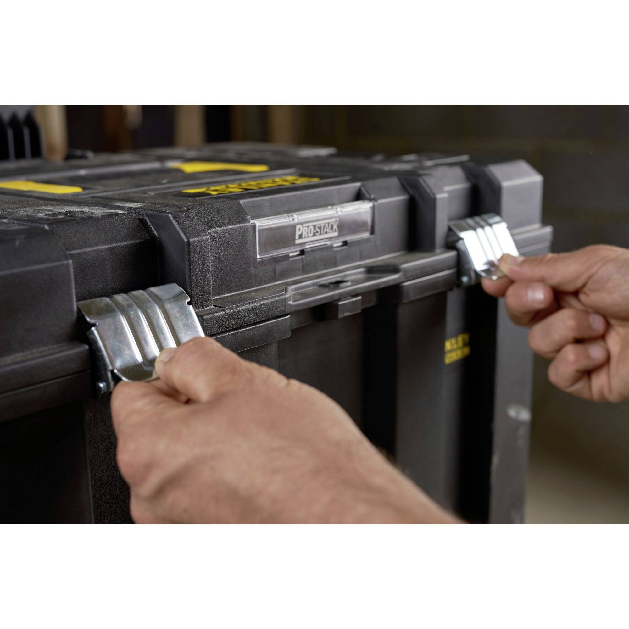 STANLEY FMST1-75753 Werkzeugbox Schwarz