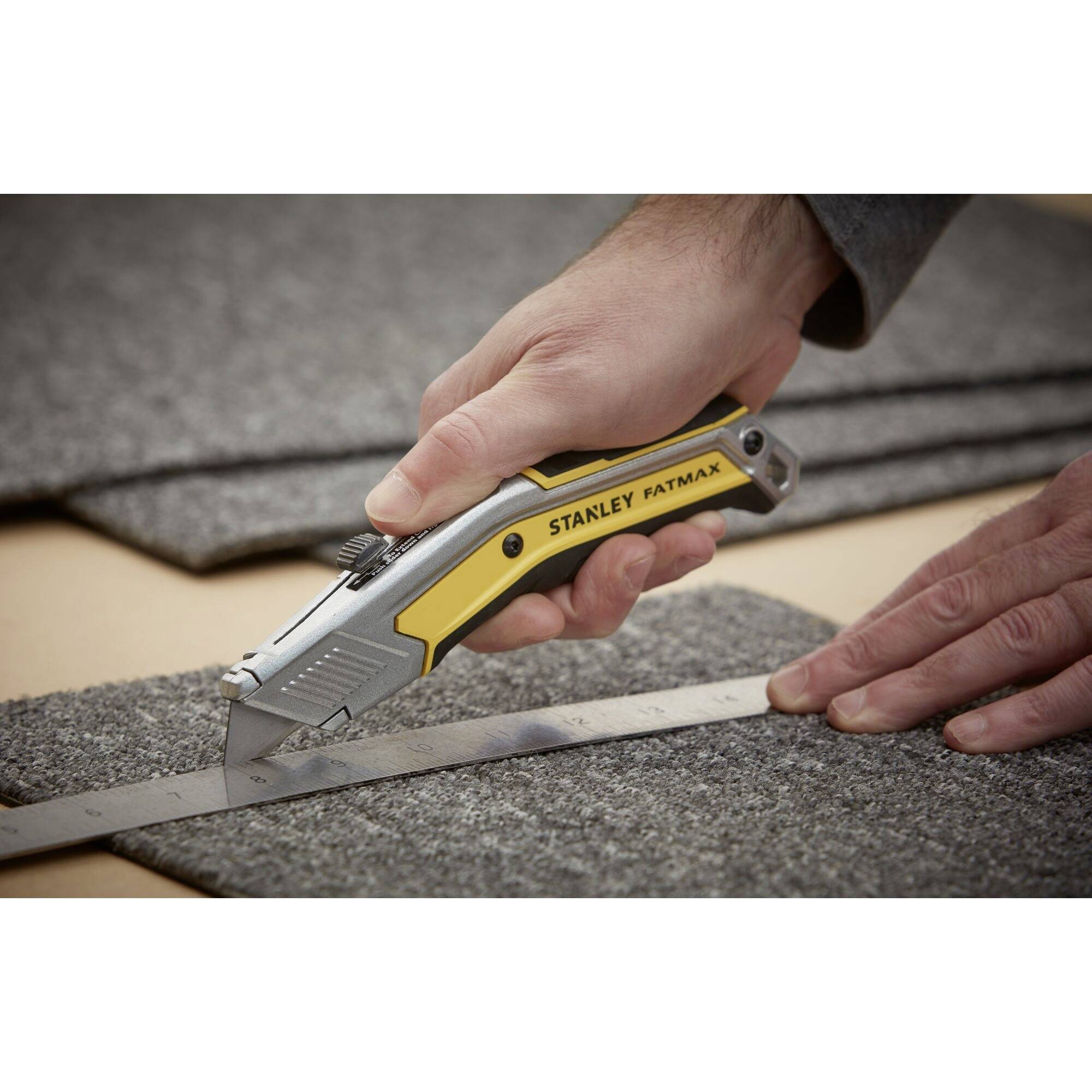 STANLEY FMHT0-10288 Messer FatMax “EXO”, einziehbare Klinge 1St.