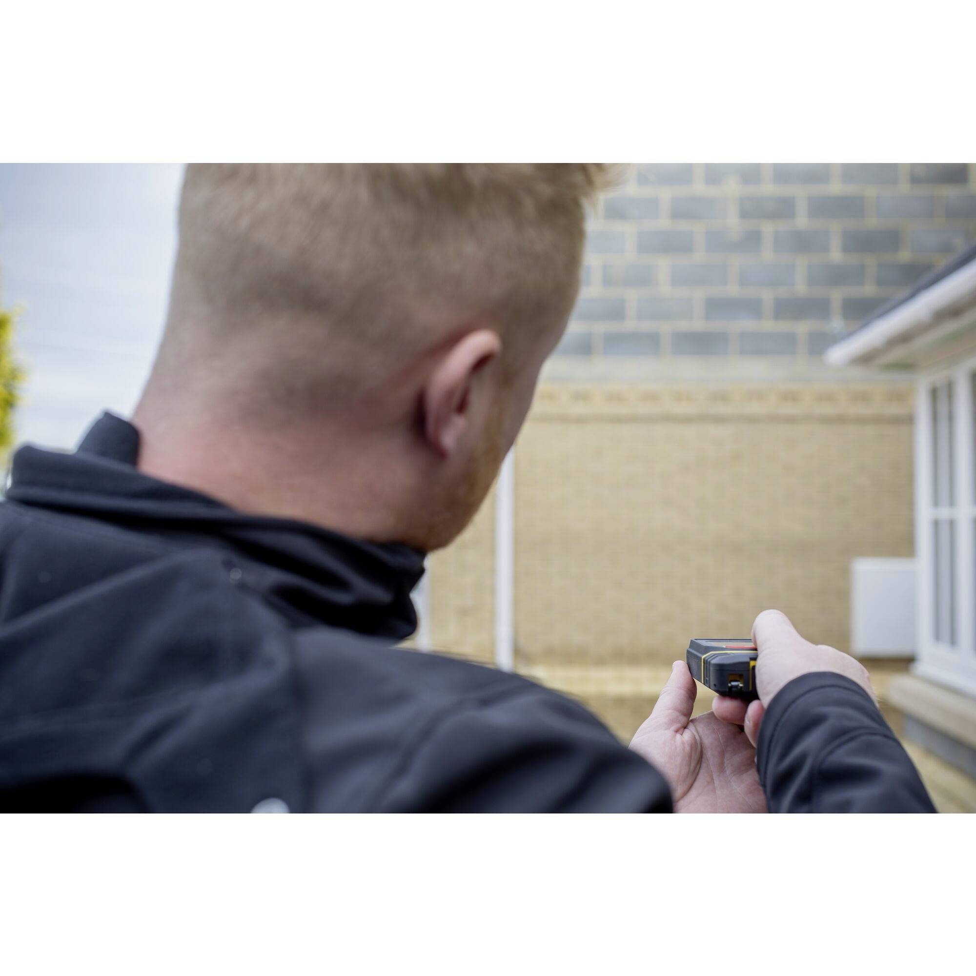 STANLEY TLM330s Laser-Entfernungsmesser 100m