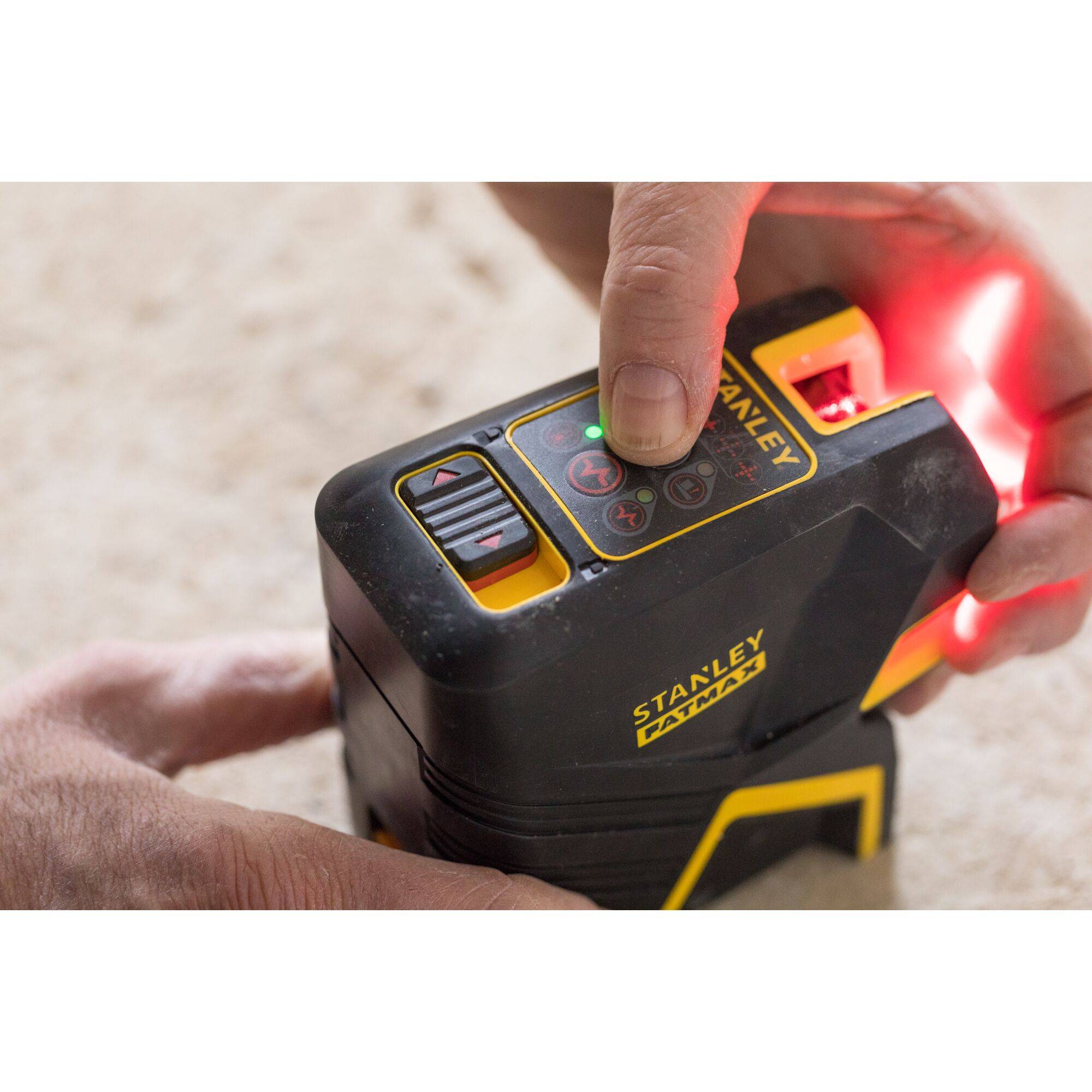 STANLEY Kreuzlinienlaser