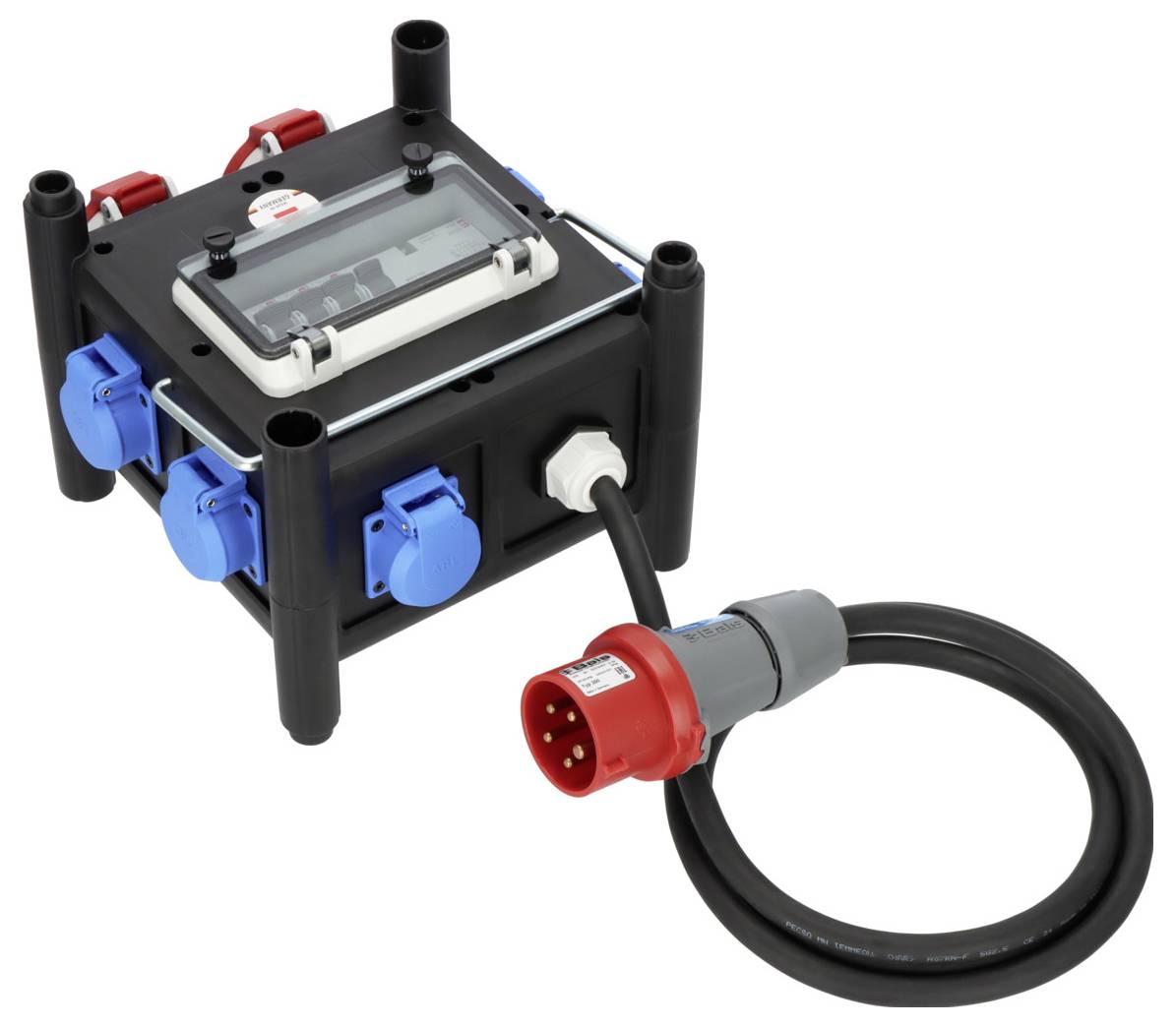 Tragbare elektrische Stromverteilungsbox mit blauen und roten Industriesteckdosen und angeschlossenem rotem Stecker und Kabel.