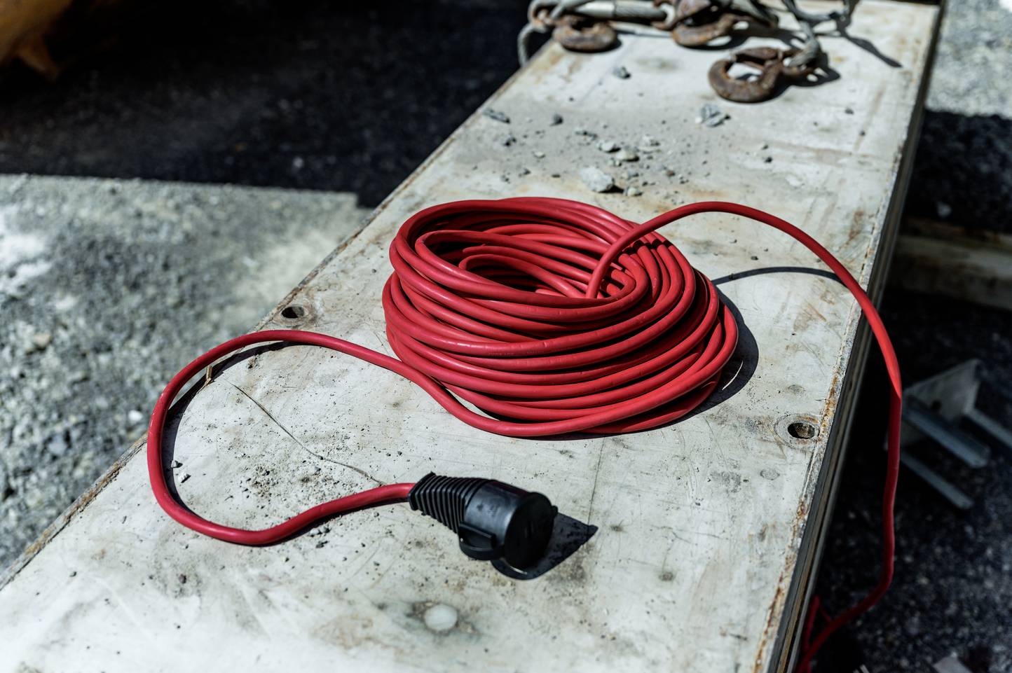 Brennenstuhl 1167830 Strom Verlängerungskabel 16 A Rot 25.00 m H07RN-F 3G 1,5 mm² für Außenbereich geeignet