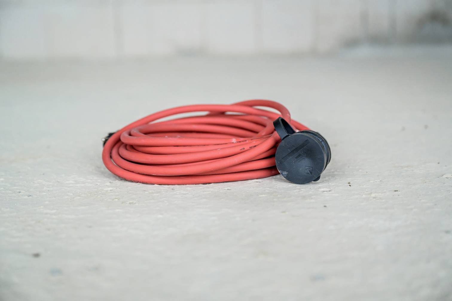 Brennenstuhl 1167950 Strom Verlängerungskabel 16A Rot 10.00m H07RN-F 3G 1,5mm² für Außenbereich geeignet