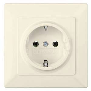 Weiße Steckdose an einer Wand, geeignet für einen zweipoligen Stecker, mit runder Öffnung und zwei Metallkontakten.