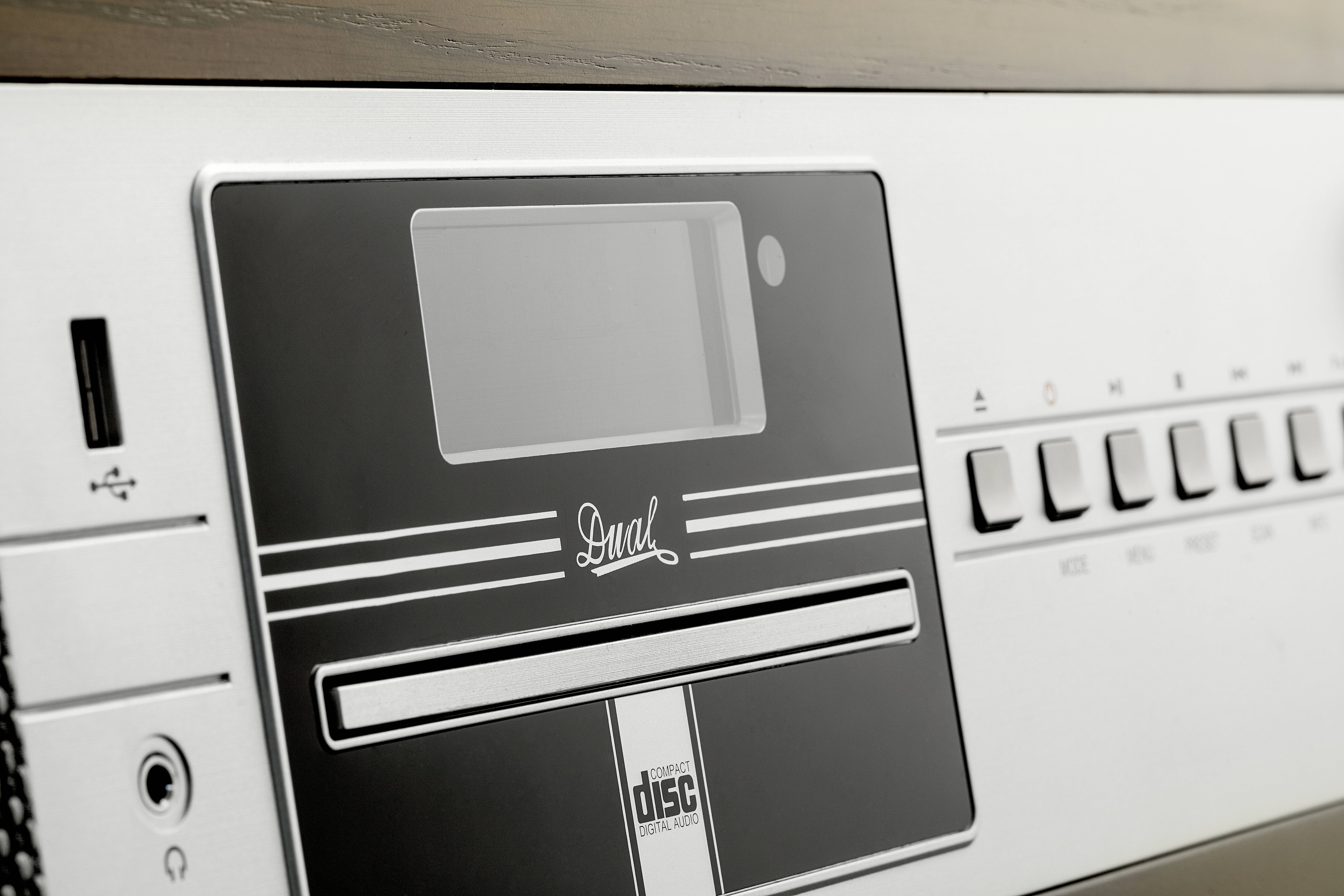 Dual NR 60 DAB USB-Plattenspieler Riemenantrieb Holz