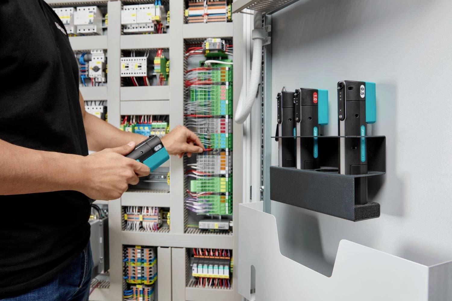 Phoenix Contact CF CRIMPHANDY 0,5 1212463 Crimp- und Abisolierautomat