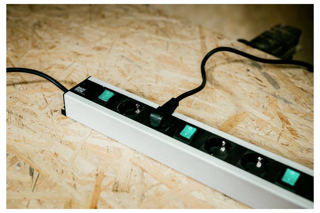 Bachmann 300.004 Steckdosen-Modul mit Schalter