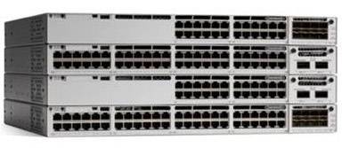 Cisco Catalyst 9300 - Network Advantage - Switch - L3 - managed - 24 x 10/100/1000 (PoE+)