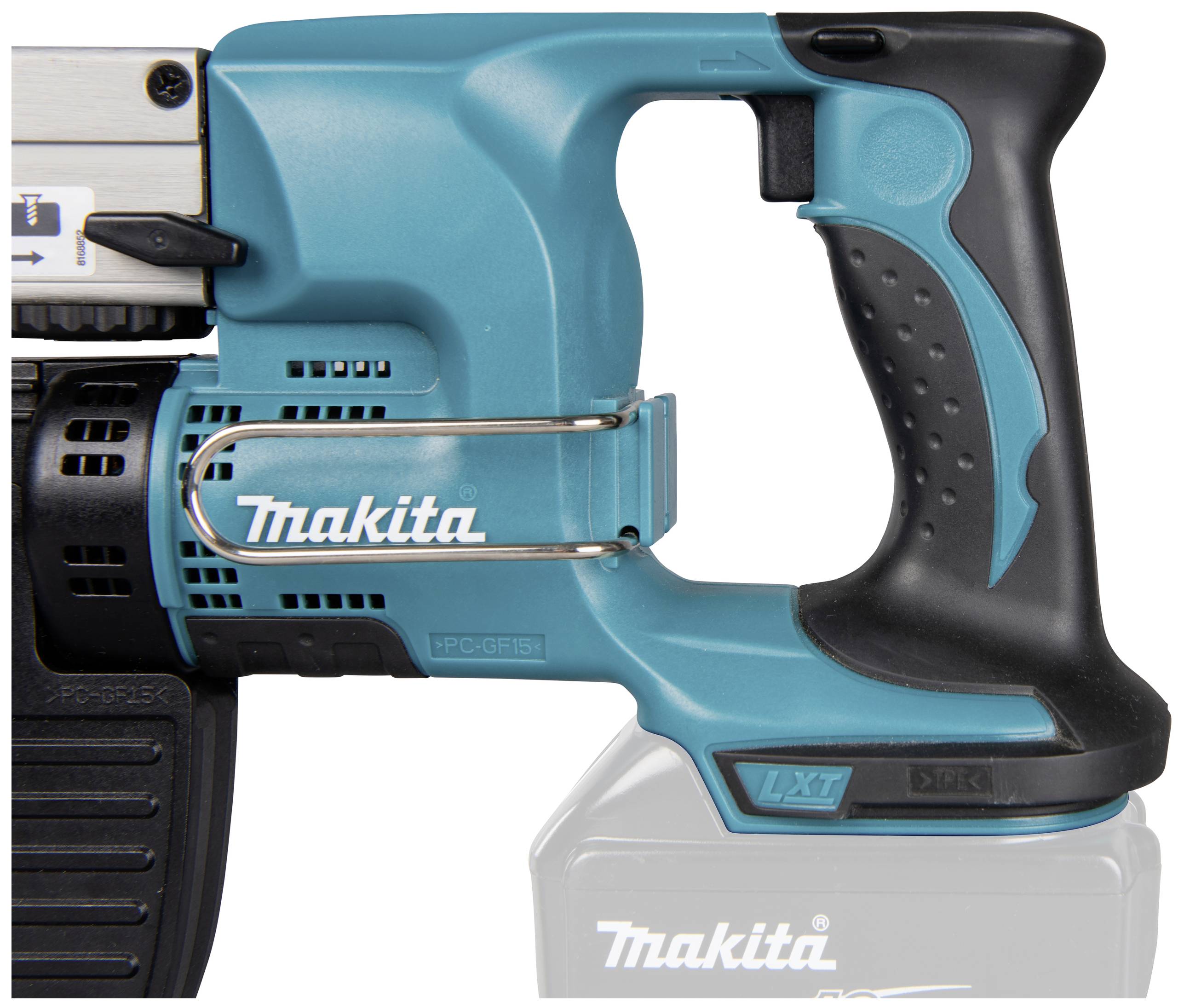 Ein blauer, kabelloser Makita-Winkelschleifer mit ergonomischem Griff und entfernbarer Batterie, seitlich abgebildet.