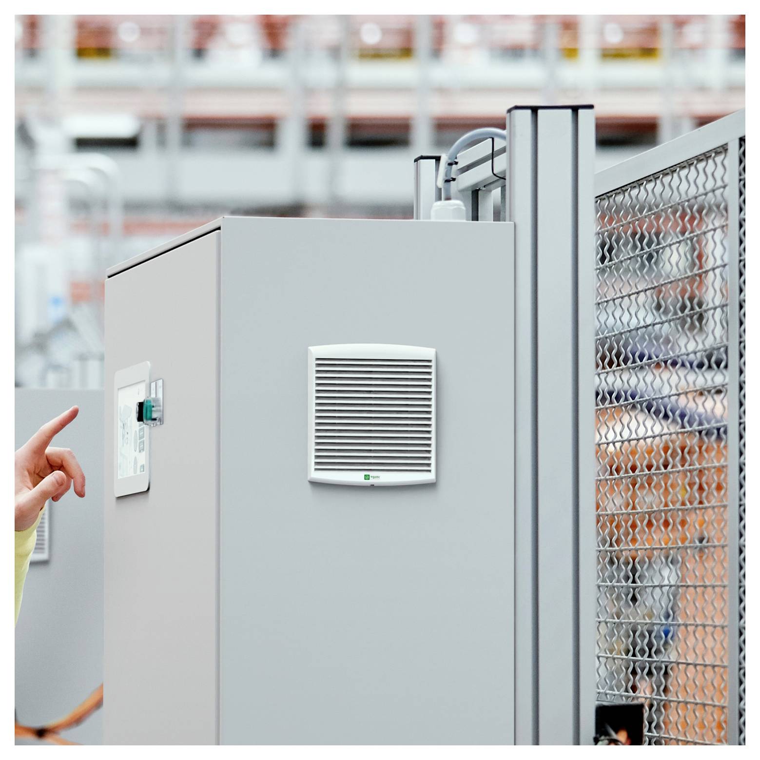 Schneider Electric NSYCVF560M230PF Lüftermodul 230 V (B x H x T) 316 x 336 x 161 mm 1 St.