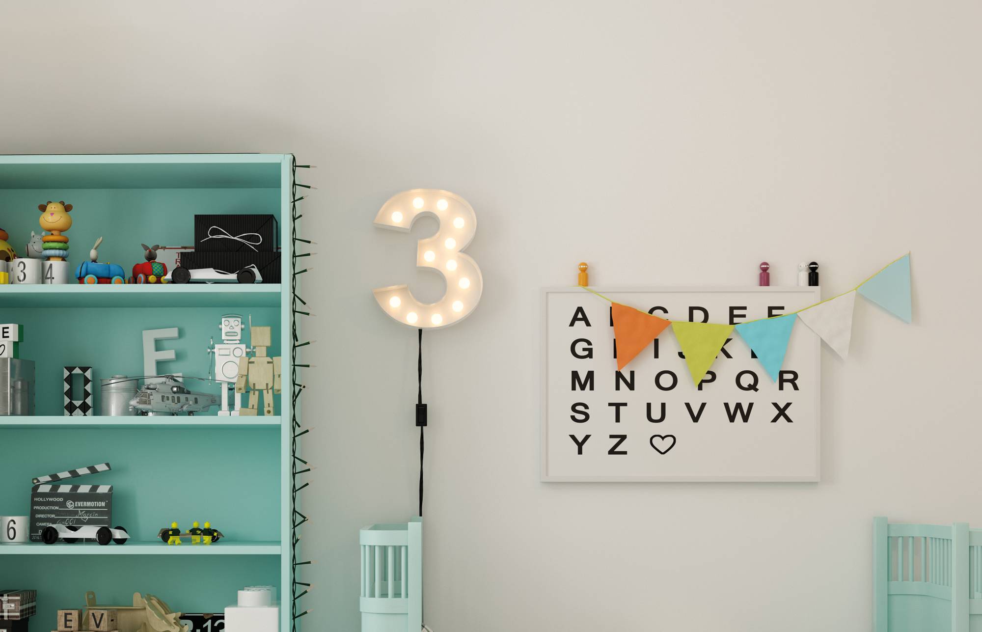 Kinderzimmerwand mit einer beleuchteten Leuchtreklame-Nummer 3 und einer mit Wimpelketten dekorierten Buchstabentafel, neben einem türkisfarbenen Regal mit Spielzeugen und Büchern.