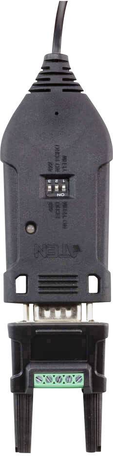 Schwarzer USB-Adapter mit Kabel und grünen Klemmen für elektrische Verbindungen, geeignet für die Datenübertragung.