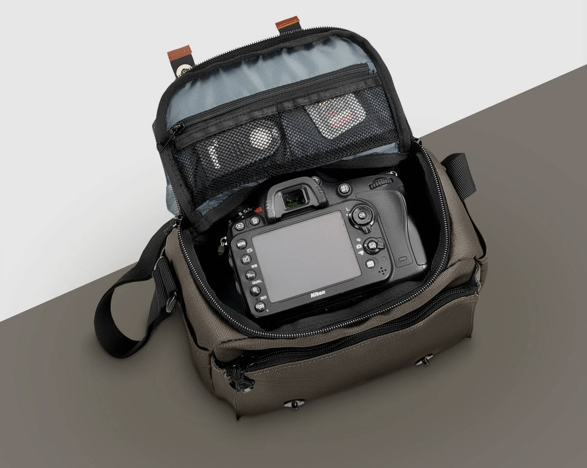 Mantona 21642 Kameratasche Innenmaß (B x H x T) 205 x 160 x 100mm