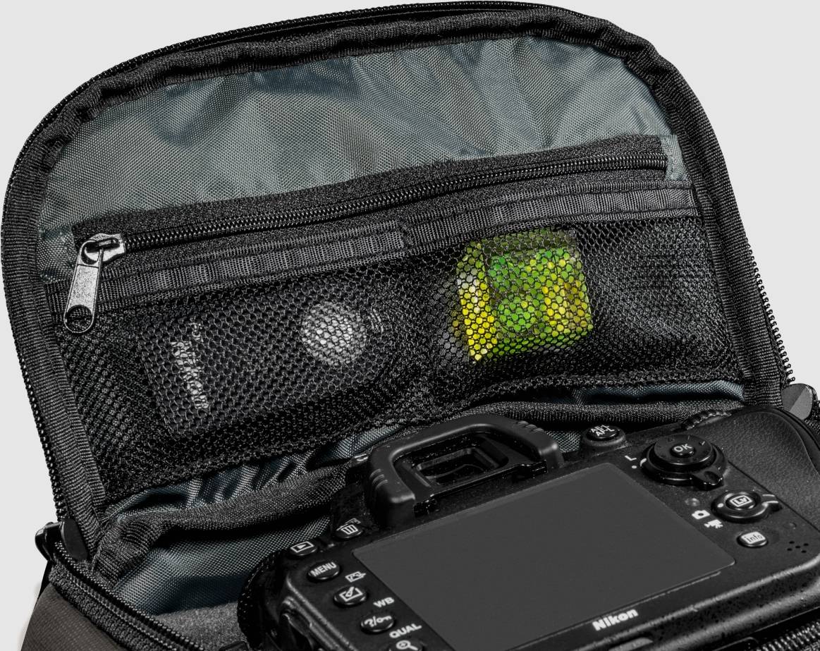 Mantona 21642 Kameratasche Innenmaß (B x H x T) 205 x 160 x 100mm