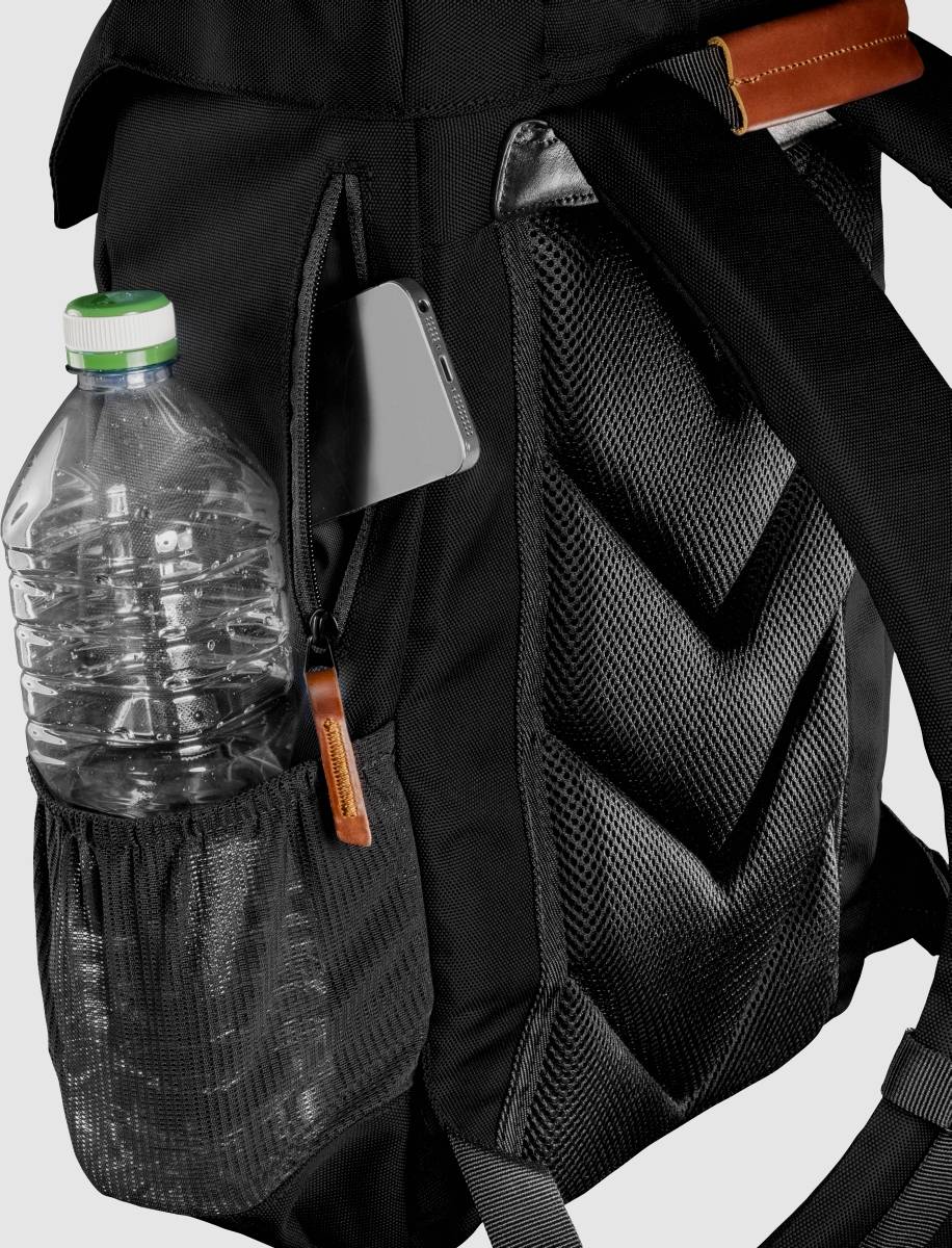 Mantona 21502 Rucksack Innenmaß (B x H x T)=250 x 390 x 145 mm Regenschutz