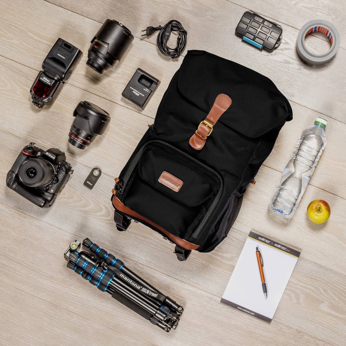 Mantona 21502 Rucksack Innenmaß (B x H x T)=250 x 390 x 145 mm Regenschutz