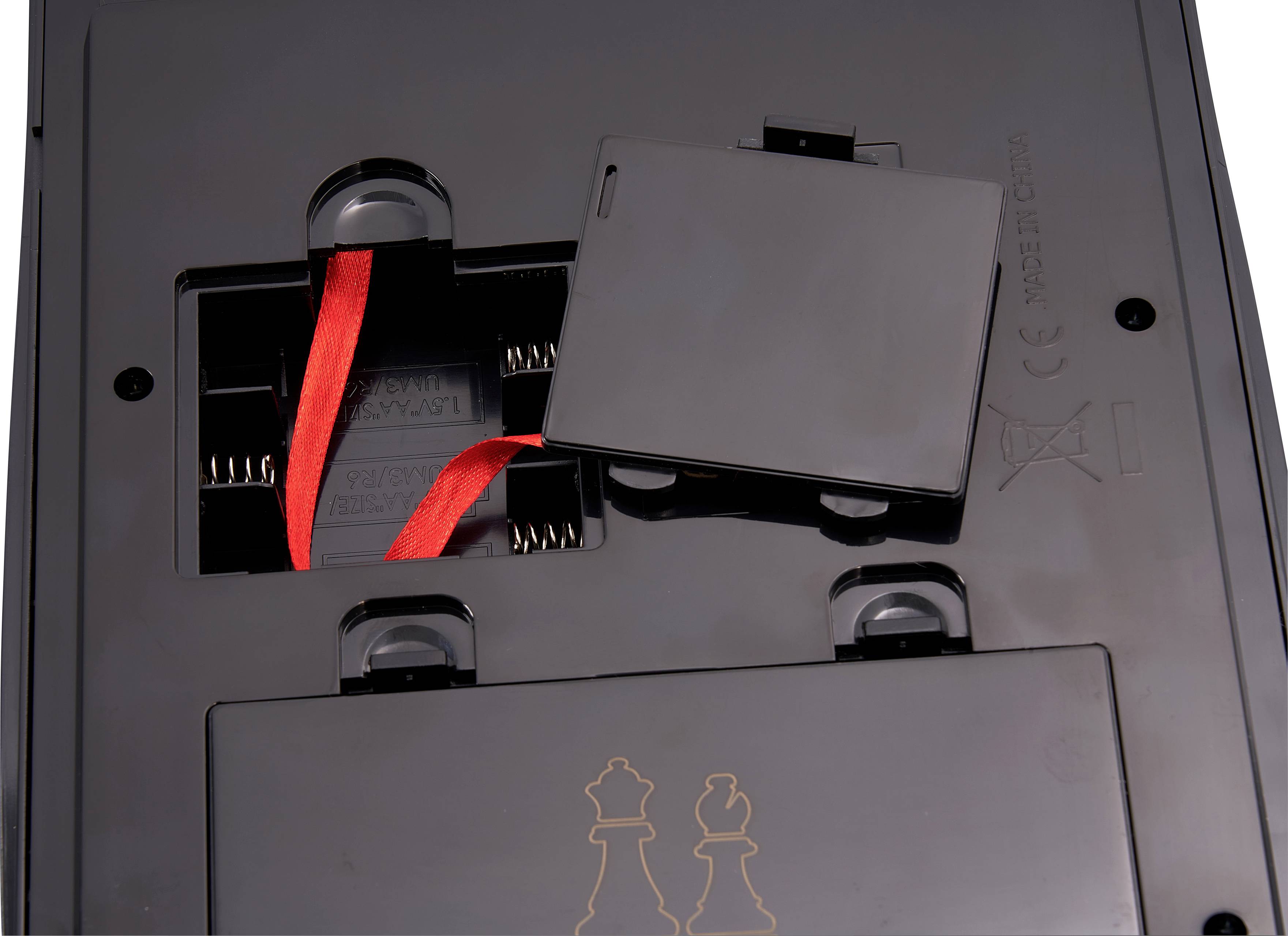 Millennium M805 Karpov Schachcomputer, Schachschule