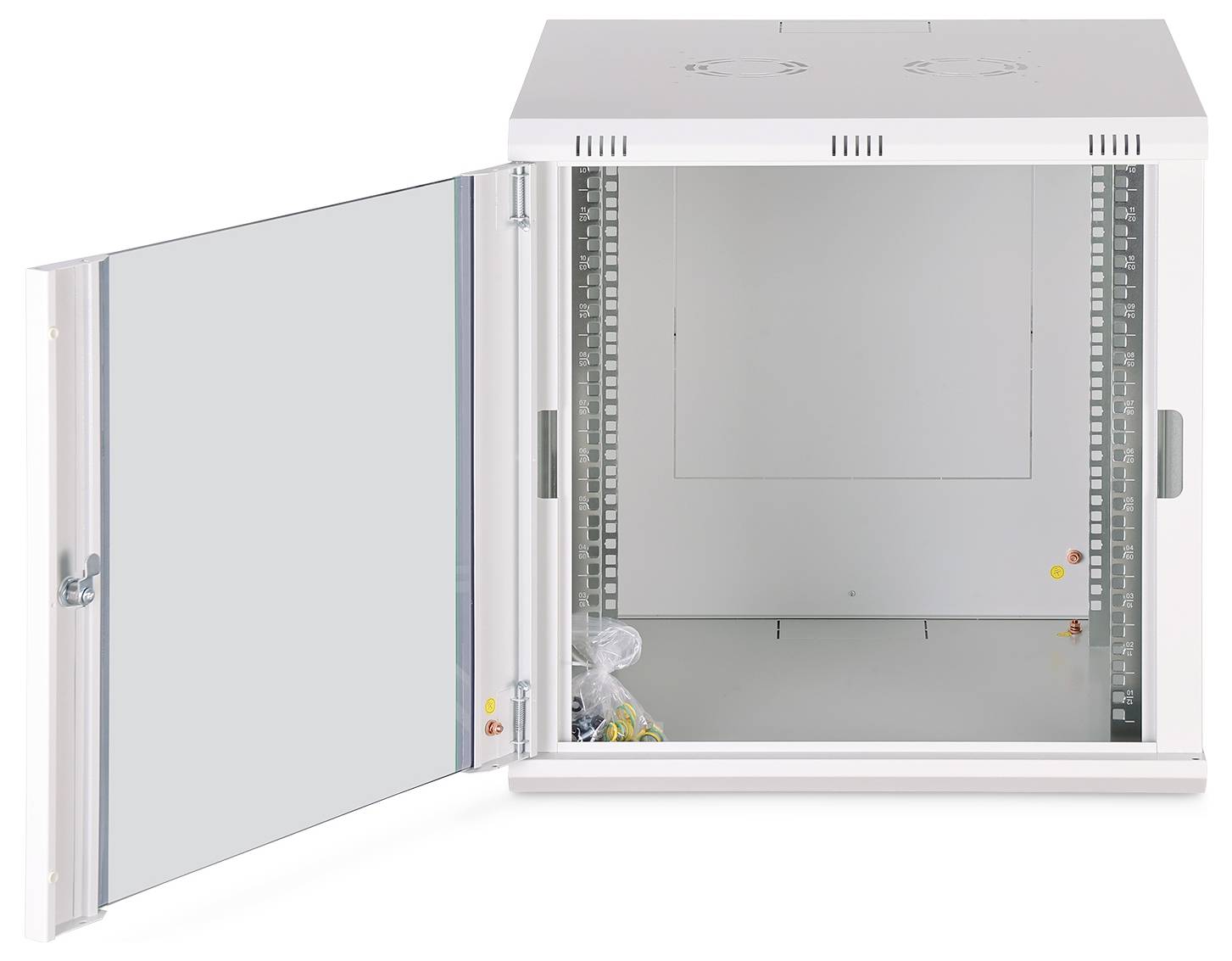 Ein offenes weißes Wandmontage-Serverrack mit einer transparenten Fronttür. Das Innere ist leer und zeigt Montageschienen an jeder Seite.
