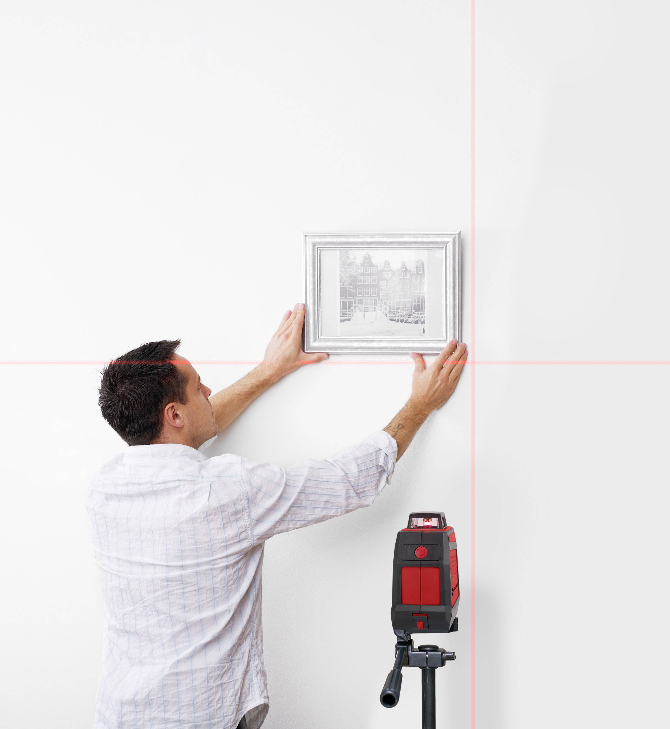 TOOLCRAFT CL18-360 Kreuzlinienlaser selbstnivellierend, inkl. Tasche, inkl. 360° Laser Reichweite (max.): 18m