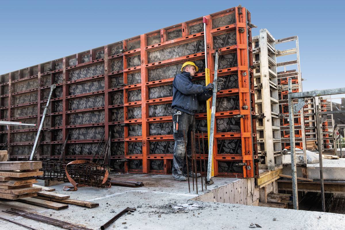 Stabila Type 106 TM 17711 Teleskop-Wasserwaage mit Magnet 379cm