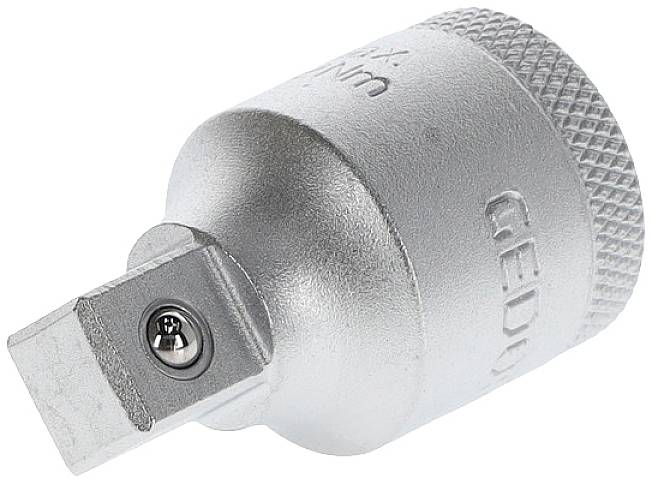 Ein silberner Steckadapter mit einem Vierkant-Antrieb. Wird häufig für Schraub- und Montagearbeiten verwendet.