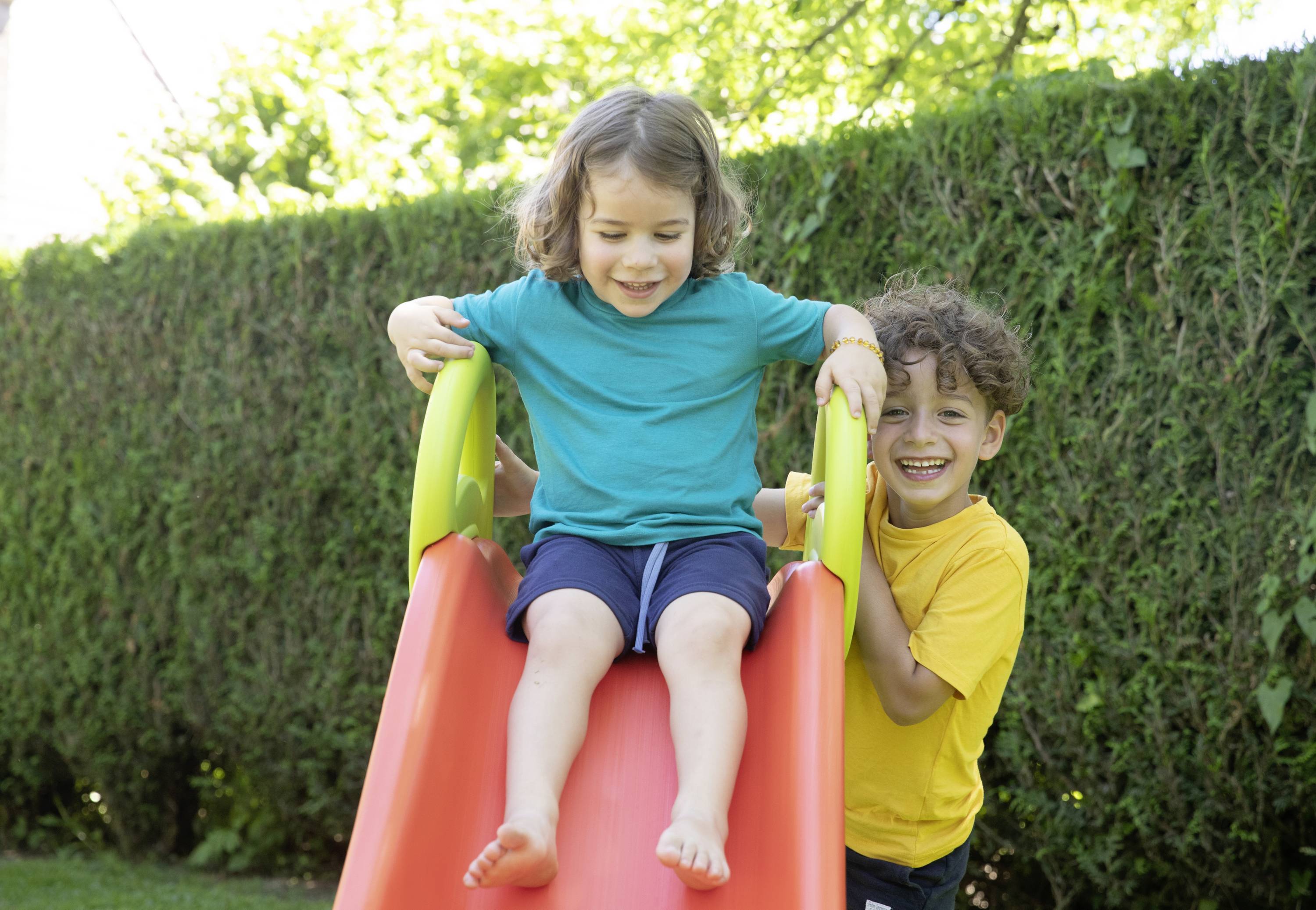 Smoby Funny II Wellenrutsche mit Wasseranschluss