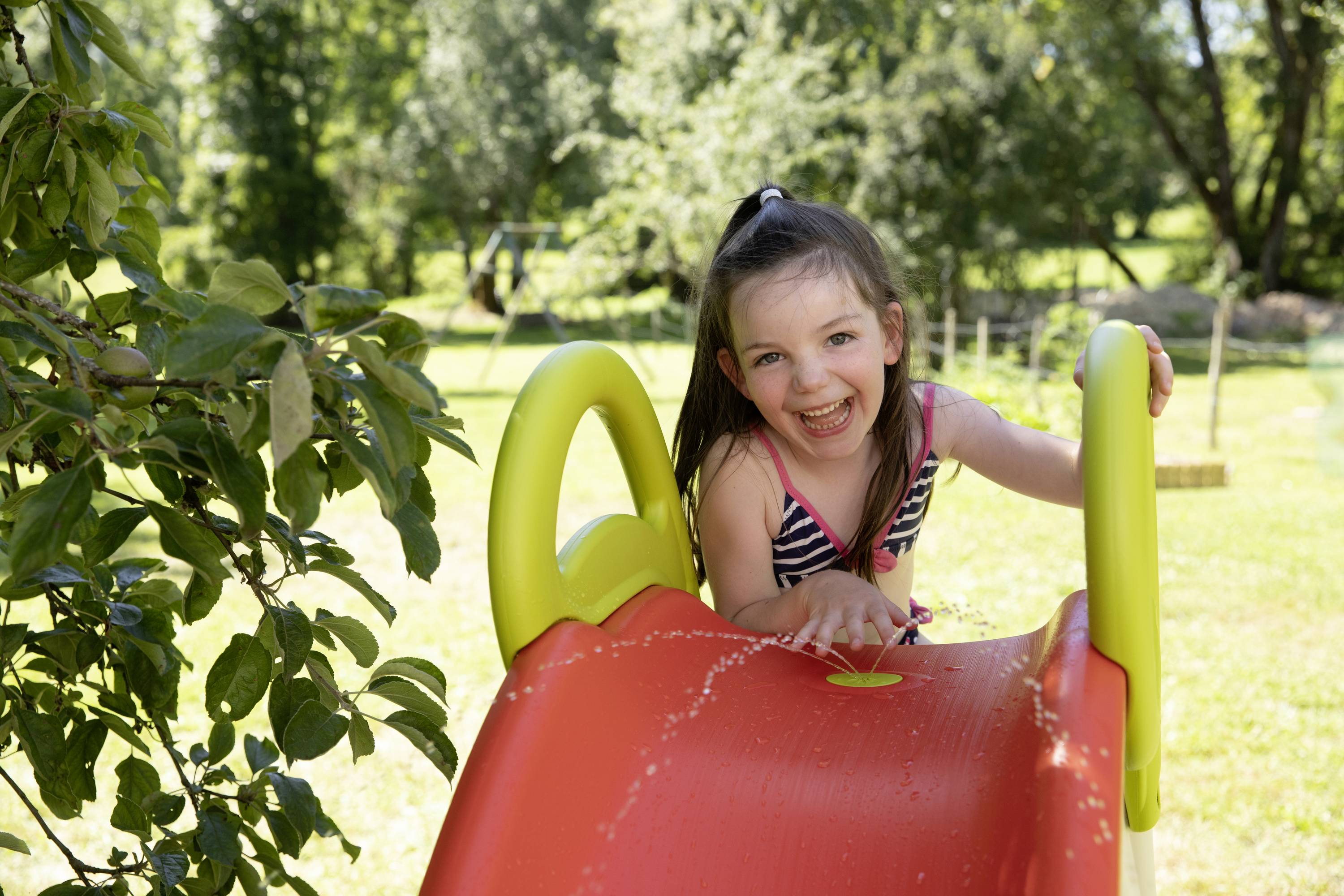 Smoby Funny II Wellenrutsche mit Wasseranschluss