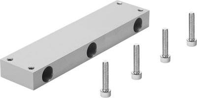 Metallplatte mit vier runden Löchern, begleitet von vier Schrauben, die zur Befestigung dienen.