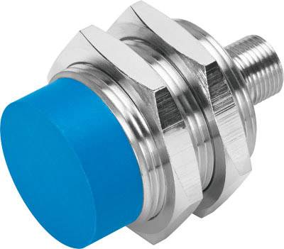 Ein zylindrischer, metallischer Sensor mit blauem Kunststoffende. Links ein blauer Bereich, rechts metallische Anschlussstelle.