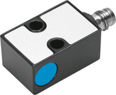 Kleiner, rechteckiger Sensor mit schwarzem Gehäuse und weißen Flächen. Eine blaue Kreisfläche befindet sich an der Seite des Sensors.