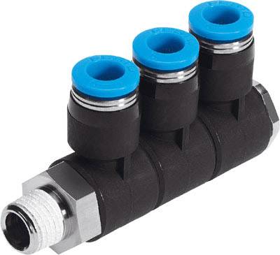 Ein schwarzer pneumatischer Verteiler mit drei blauen Anschlüssen, verwendet für die Verteilung von Druckluft in einem System.