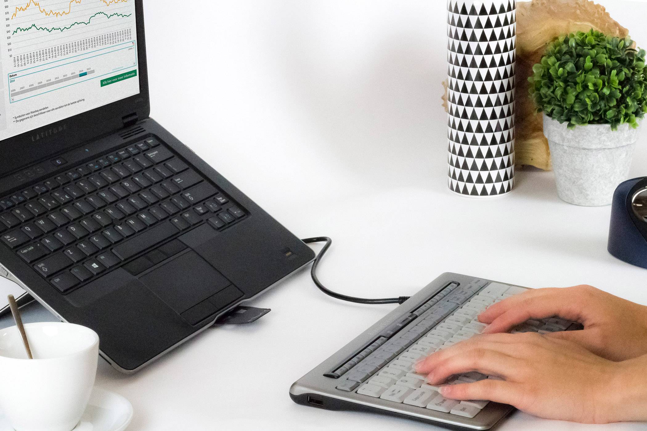 BakkerElkhuizen S-board 840 Design USB Tastatur UK-Englisch, QWERTY Grau, Weiß Ergonomisch, USB-Hub