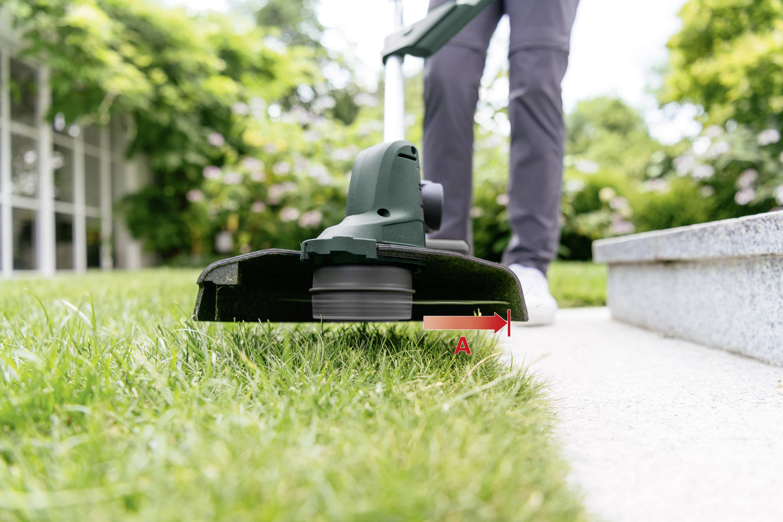 Bosch Home and Garden UniversalGrasCut 18 Akku Rasentrimmer ohne Akku 18V Schnittbreite (max.): 26cm