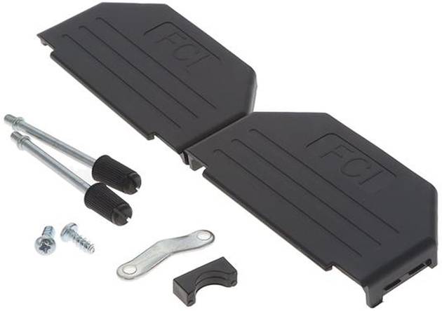 Ein Satz schwarzer Kunststoff-Innenkotflügelabdeckungen mit aufgedrucktem 