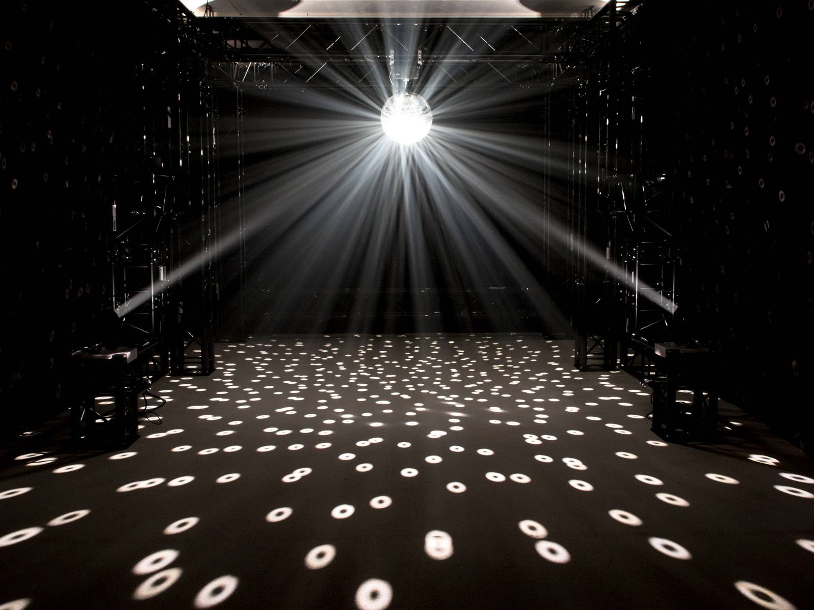 Eurolite 51916252 PST -15W DMX LED-Effektstrahler Anzahl LEDs (Details):1