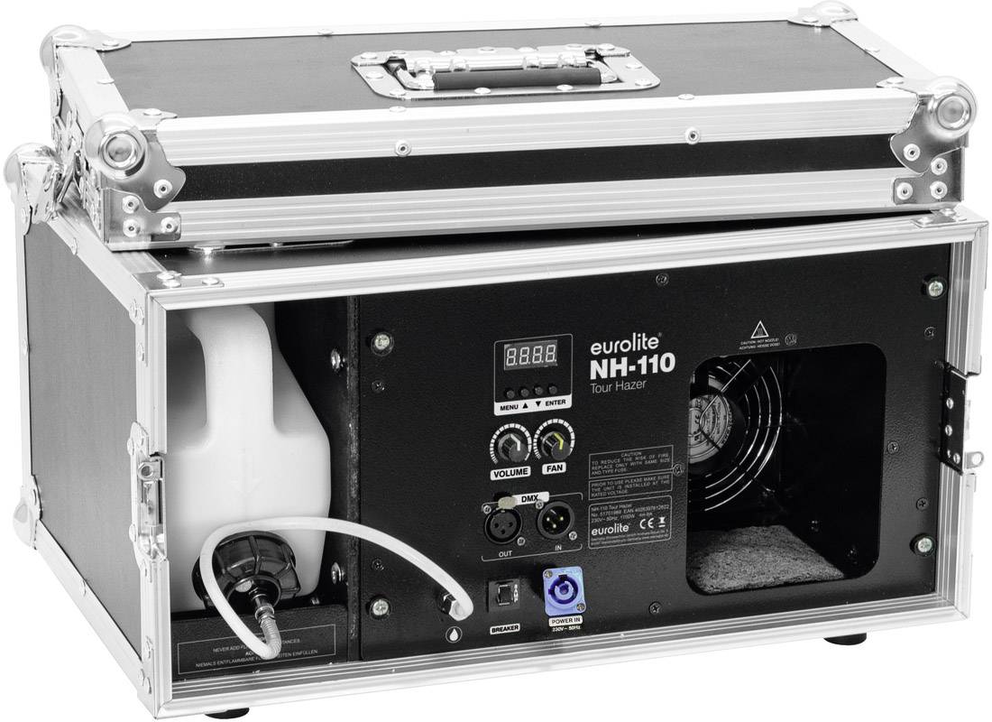Ein Nebelmaschine in einem stabilen Transportkoffer mit digitaler Anzeige und Bedienelementen, Marke Eurolite NH-110.